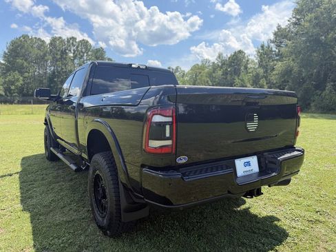 Used 2019 RAM 2500 Laramie AWD/4WD image 6