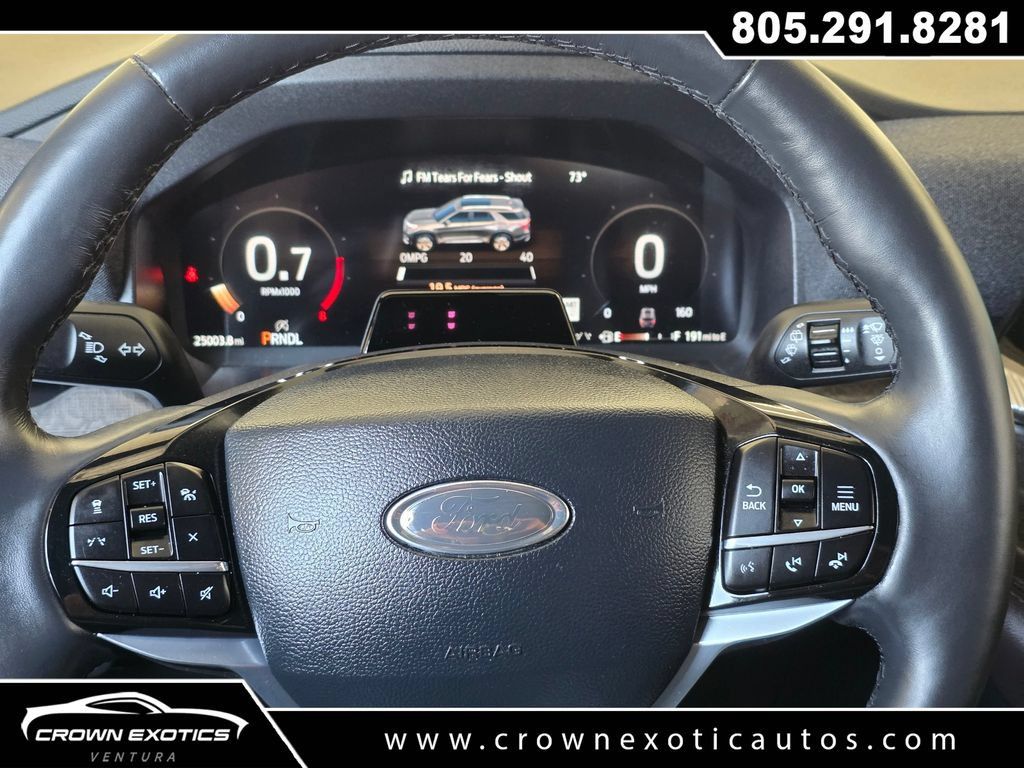 Used 2025 Ford Explorer Platinum w/ LUX Leather Package AWD/4WD image 34