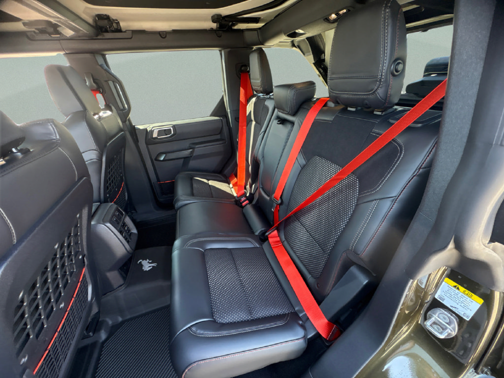 New 2026 Ford Bronco Raptor w/ Interior Carbon Fiber Pack AWD/4WD image 9