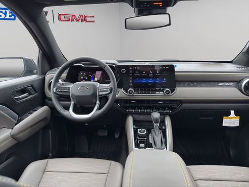 New 2026 Chevrolet Colorado ZR2 w/ Technology Package image 15