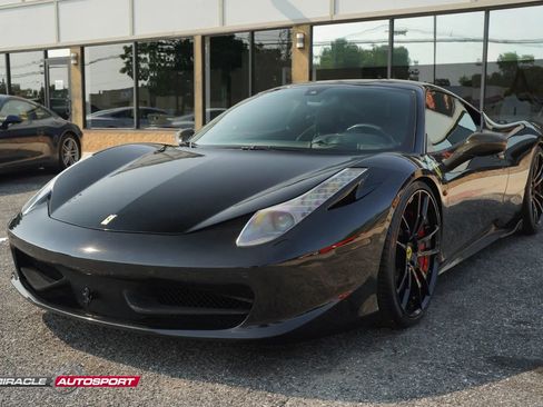 Used 2011 Ferrari 458 Italia Coupe RWD image 3