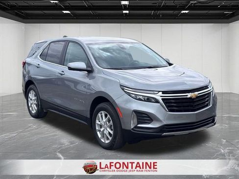 Used 2024 Chevrolet Equinox LT AWD/4WD image 7