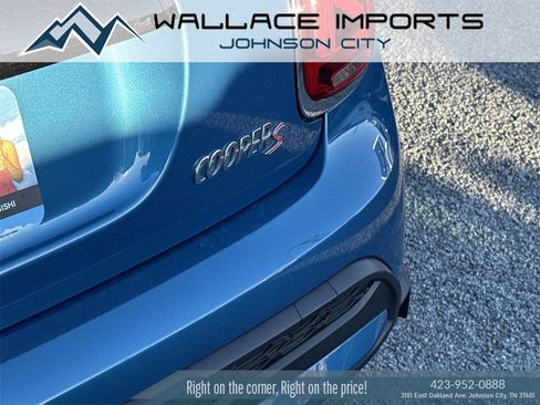Used 2023 MINI Cooper S w/ Driver Assistance Package image 11