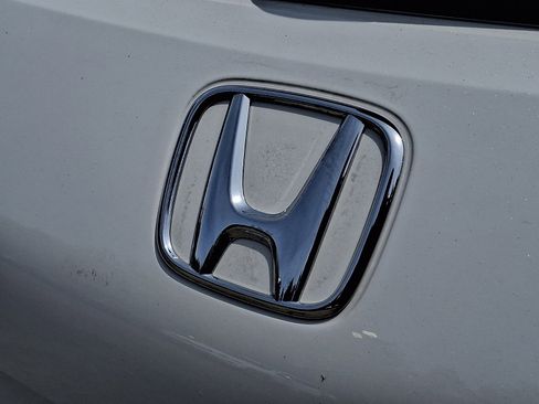 Used 2024 Honda HR-V LX image 4