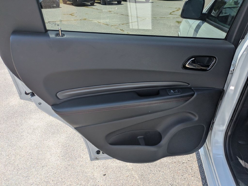 Used 2025 Dodge Durango GT RWD image 27