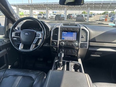 Used 2019 Ford F150 Platinum w/ Equipment Group 701A Luxury AWD/4WD image 17