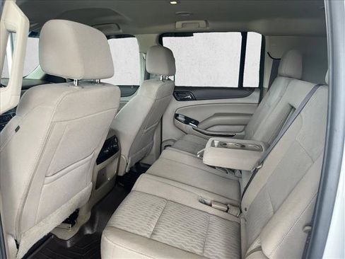Used 2020 GMC Yukon XL SLE w/ Convenience Package RWD image 10