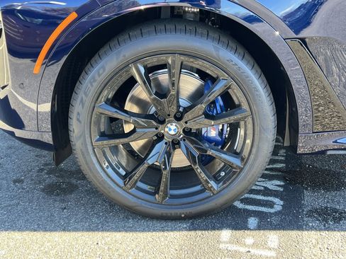 New 2026 BMW X7 xDrive40i w/ M Sport Package image 9