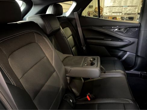 New 2025 Chevrolet Blazer EV LT image 13