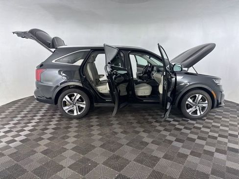 Certified 2023 Kia Sorento SX Prestige image 11