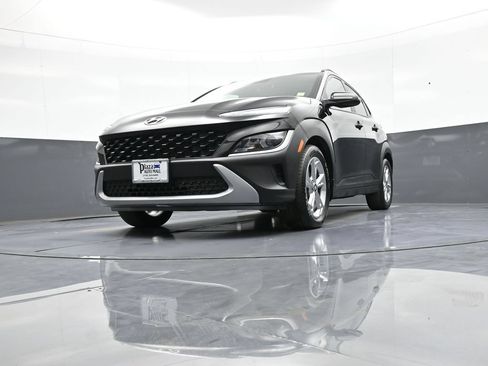 Certified 2022 Hyundai Kona SEL w/ Convenience Package FWD image 26