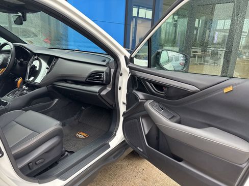 Used 2025 Subaru Outback Wilderness AWD/4WD image 16