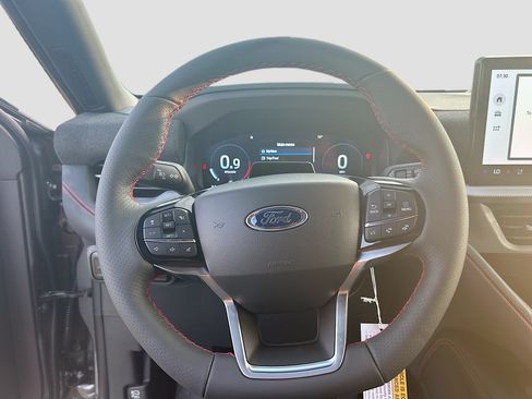 New 2026 Ford Explorer ST-Line w/ ST-Line Street Pack RWD image 7
