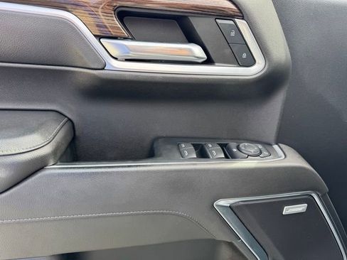 Used 2022 Chevrolet Silverado 1500 RST image 14