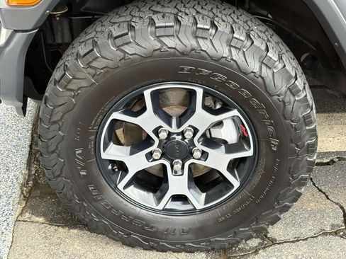 Used 2019 Jeep Wrangler Unlimited Sport S AWD/4WD image 14