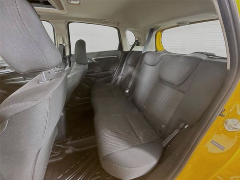 Used 2018 Honda Fit EX image 11