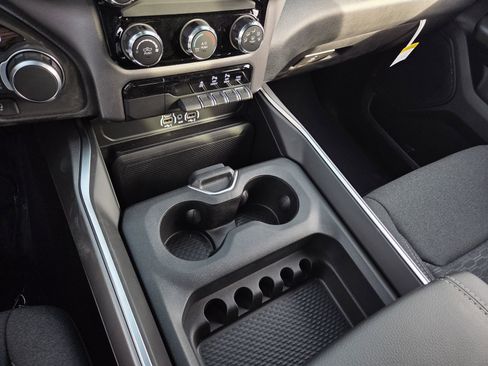 New 2026 RAM 1500 Express image 10