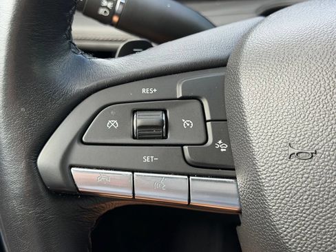 Used 2025 Cadillac XT4 Premium Luxury AWD/4WD image 31