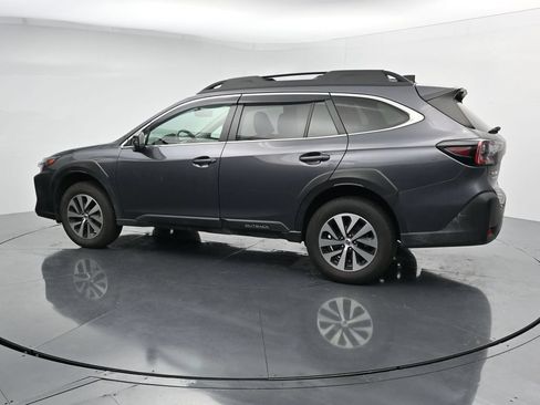 Used 2025 Subaru Outback Premium w/ Popular Package #1 AWD/4WD image 5
