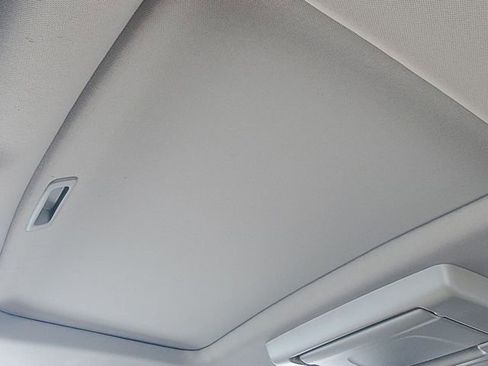 Used 2023 Honda Odyssey Touring image 38