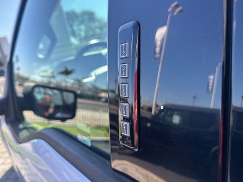 Used 2021 Ford F150 XLT w/ Equipment Group 302A High image 16