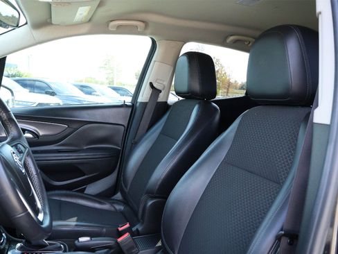 Used 2018 Buick Encore Preferred image 11