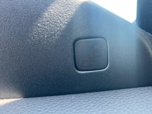 Used 2022 Honda Pilot Sport image 22