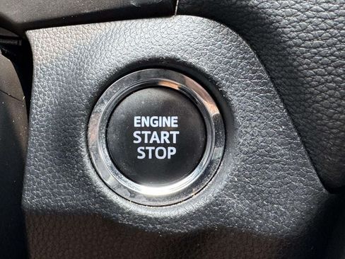 Used 2024 Toyota RAV4 XLE FWD image 8