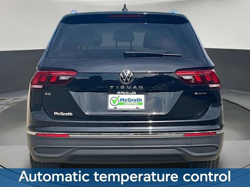 Used 2022 Volkswagen Tiguan SE AWD/4WD image 7