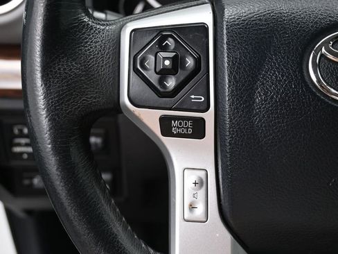 Used 2016 Toyota Tundra Limited w/ Limited Premium Package AWD/4WD image 10