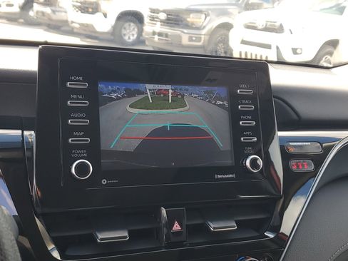 Used 2023 Toyota Camry LE FWD image 10