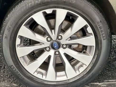 Used 2018 Subaru Outback 2.5i Touring image 14