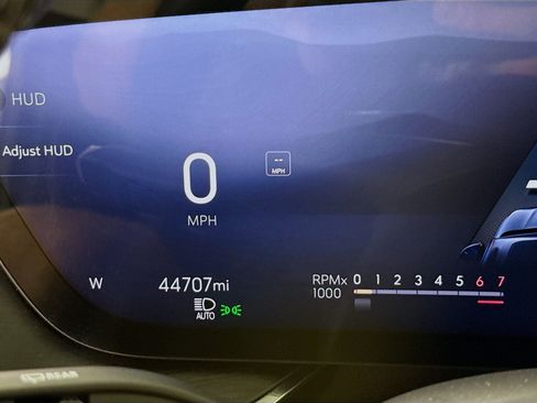 Used 2024 Buick Envision Preferred AWD/4WD image 13