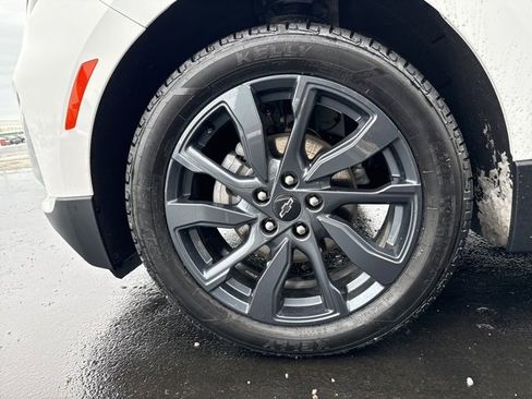 Used 2024 Chevrolet Equinox RS w/ LPO, Floor Liner Package image 11