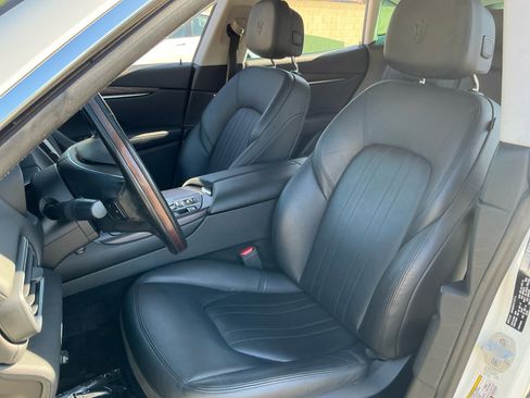 Used 2019 Maserati Levante image 19