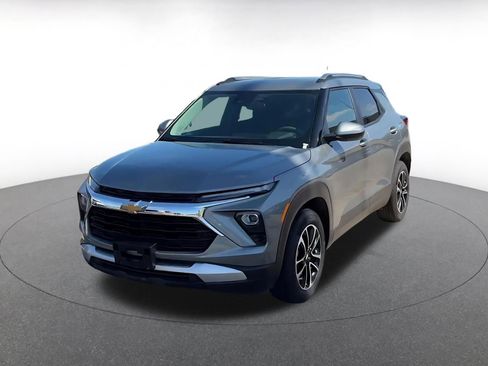 Used 2025 Chevrolet TrailBlazer LT FWD image 5