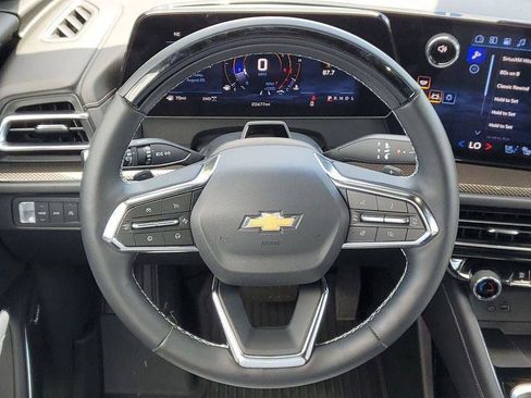 Used 2025 Chevrolet Traverse High Country w/ LPO, Floor Liner Package AWD/4WD image 30
