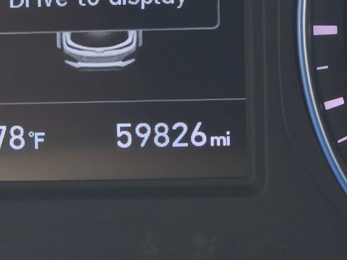 Used 2018 Hyundai Kona SEL FWD image 23