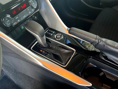 New 2026 Mitsubishi Eclipse Cross LE image 8