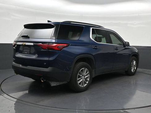 Used 2023 Chevrolet Traverse LT FWD image 5
