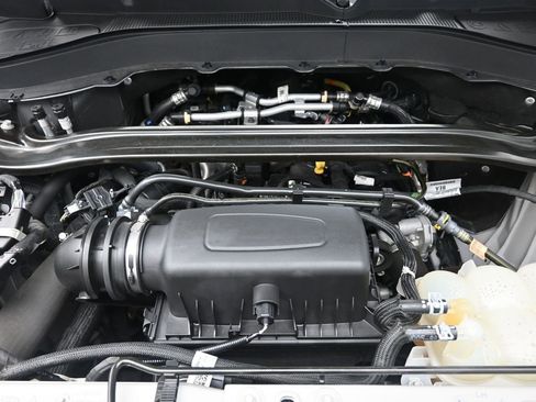 Used 2022 Ford Explorer Limited w/ Equipment Group 301A image 32