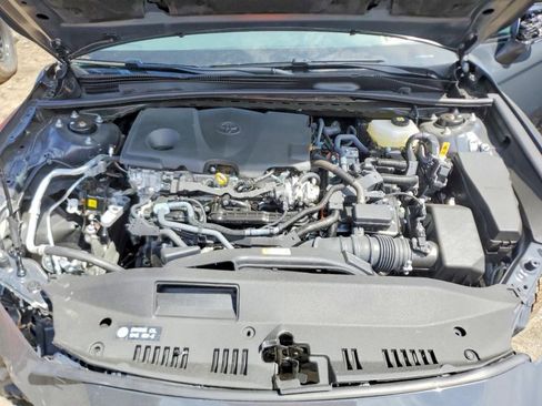 Used 2025 Toyota Camry LE FWD image 9