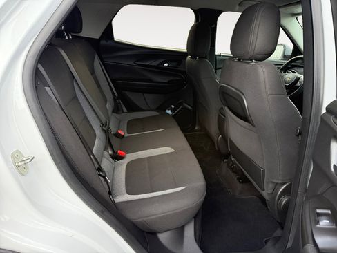 Used 2023 Chevrolet TrailBlazer LT w/ Convenience Package image 18