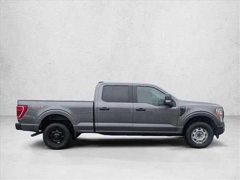 Used 2022 Ford F150 XL w/ Trailer Tow Package image 4