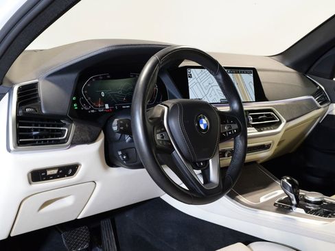 Used 2022 BMW X5 xDrive40i w/ Luxury Seating Package image 11
