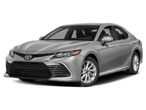 Certified 2022 Toyota Camry LE image 1