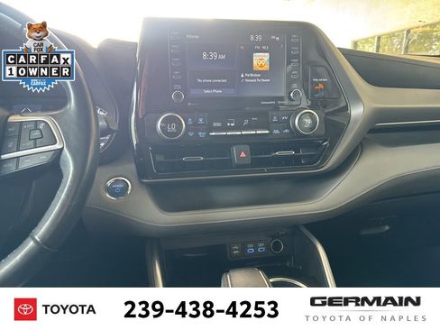 Used 2022 Toyota Highlander LE image 18