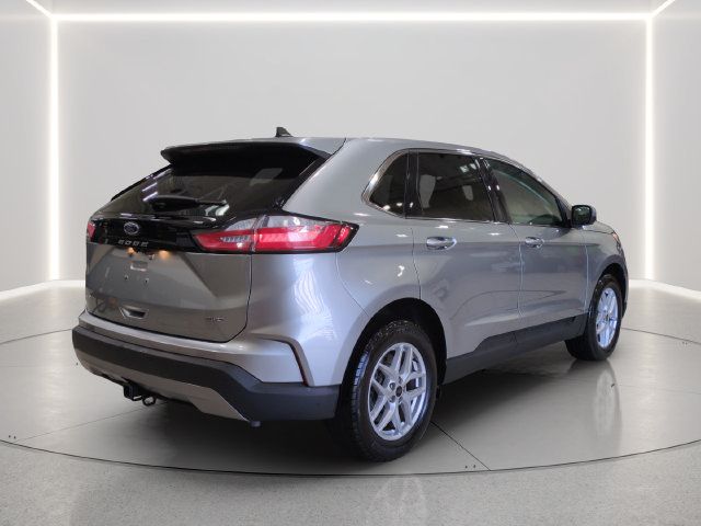 Used 2024 Ford Edge SEL w/ Convenience Package AWD/4WD image 5