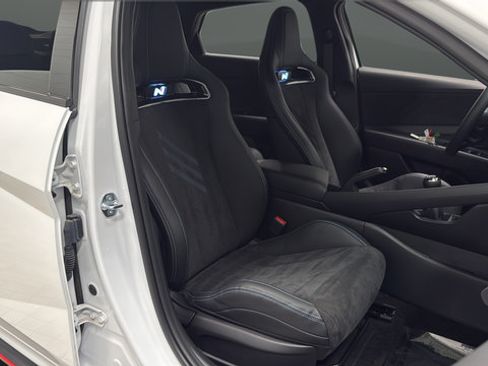 Used 2025 Hyundai Elantra N FWD image 22