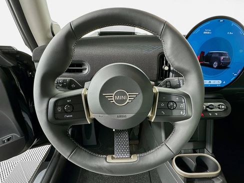 Certified 2025 MINI Cooper S image 10